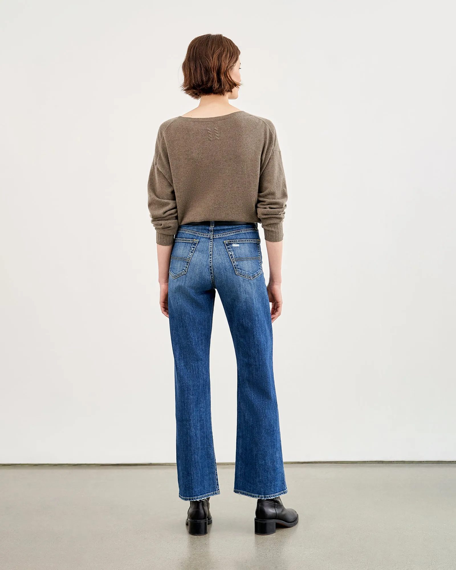 BOYFRIEND CASHMERE SWEATER