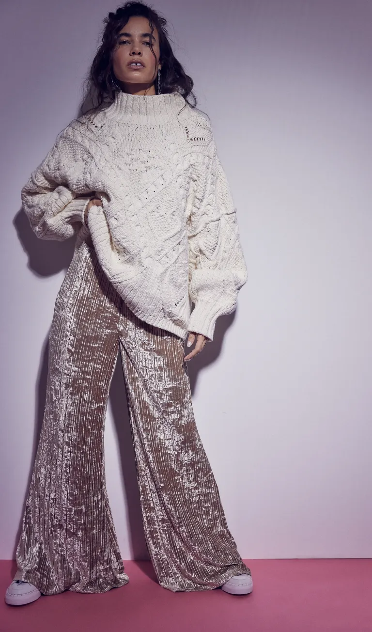 Heart You Pullover Ivory