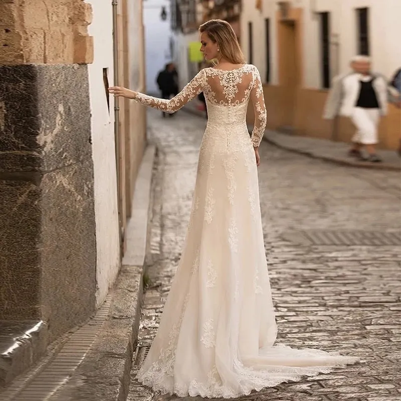 Long Sleeve Lace Mermaid Wedding Dresses  V-Neck Tulle Bridal Gown