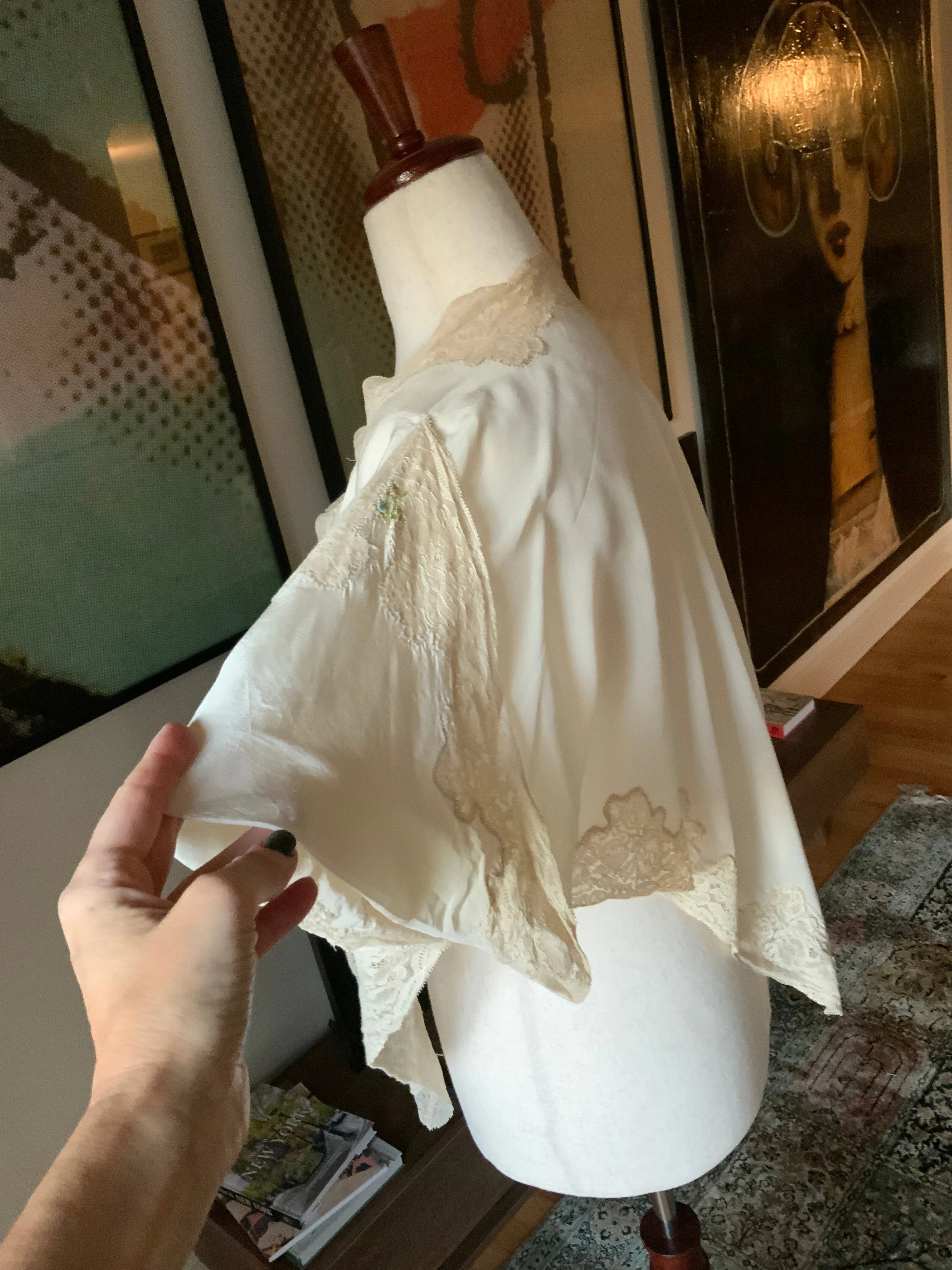Pure Silk Bed Jacket - Rare - 20s - 20O
