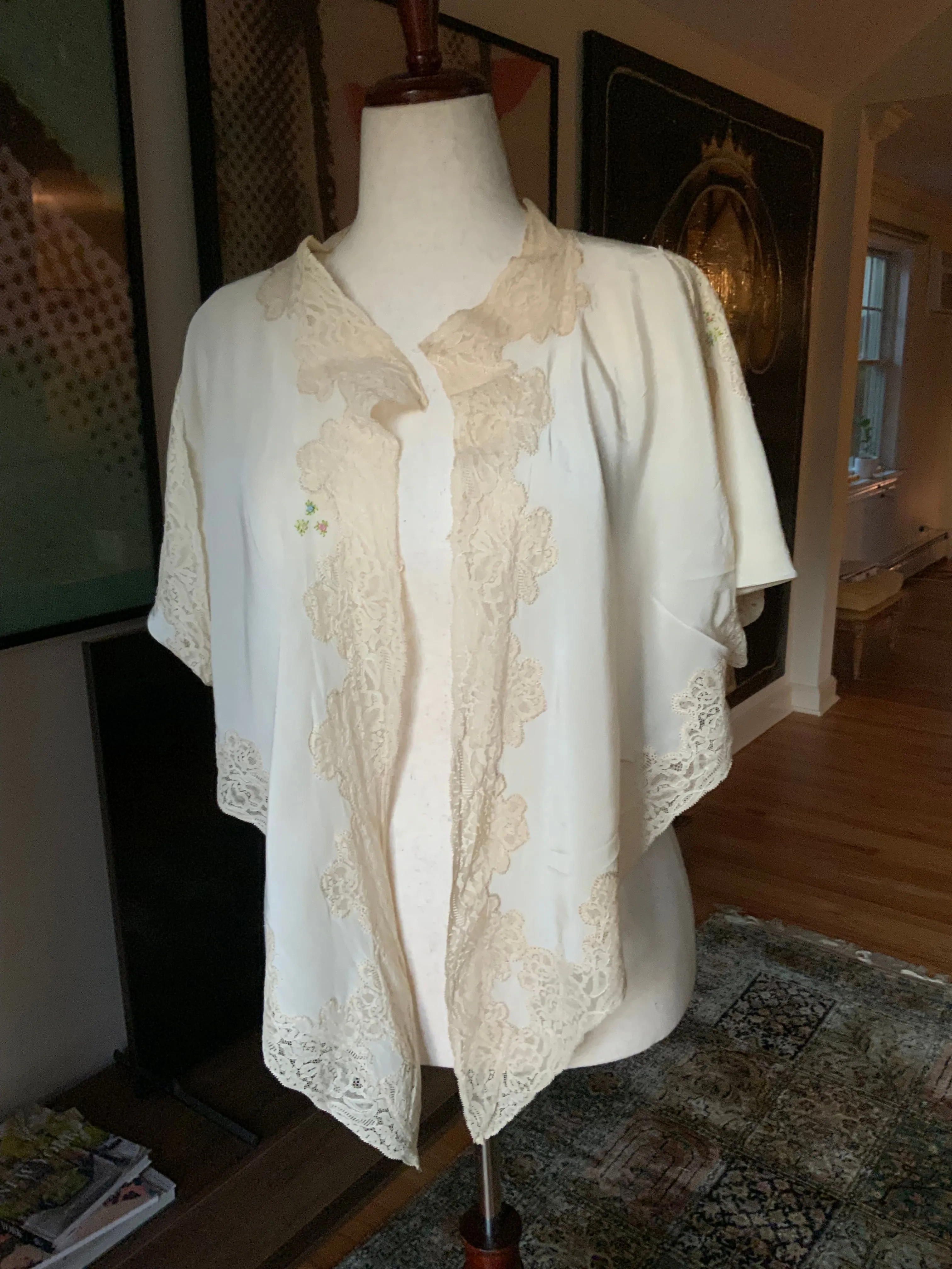 Pure Silk Bed Jacket - Rare - 20s - 20O