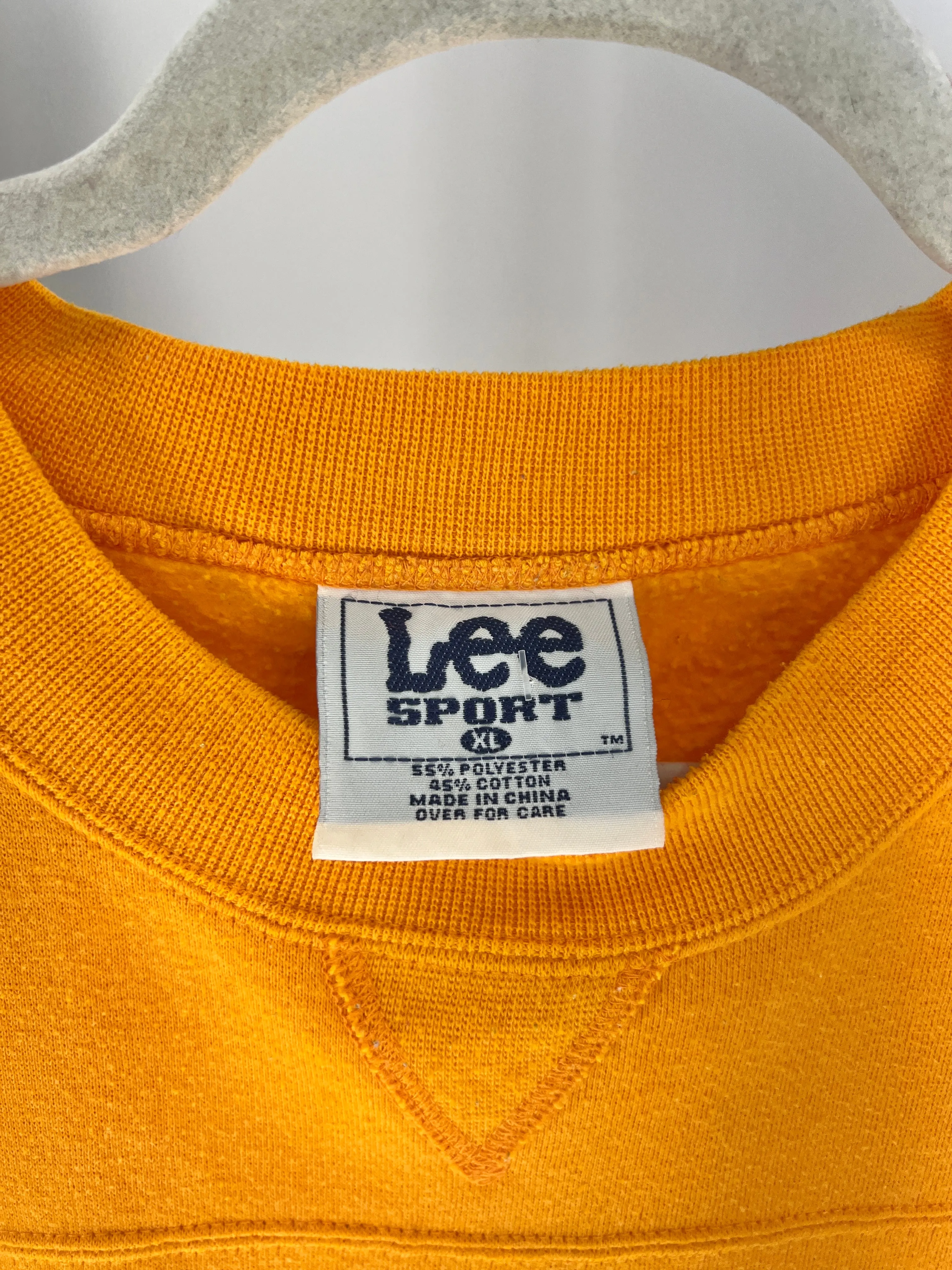 VINTAGE TENNESSEE VOLUNTEERS EMBROIDERED ORANGE CREWNECK