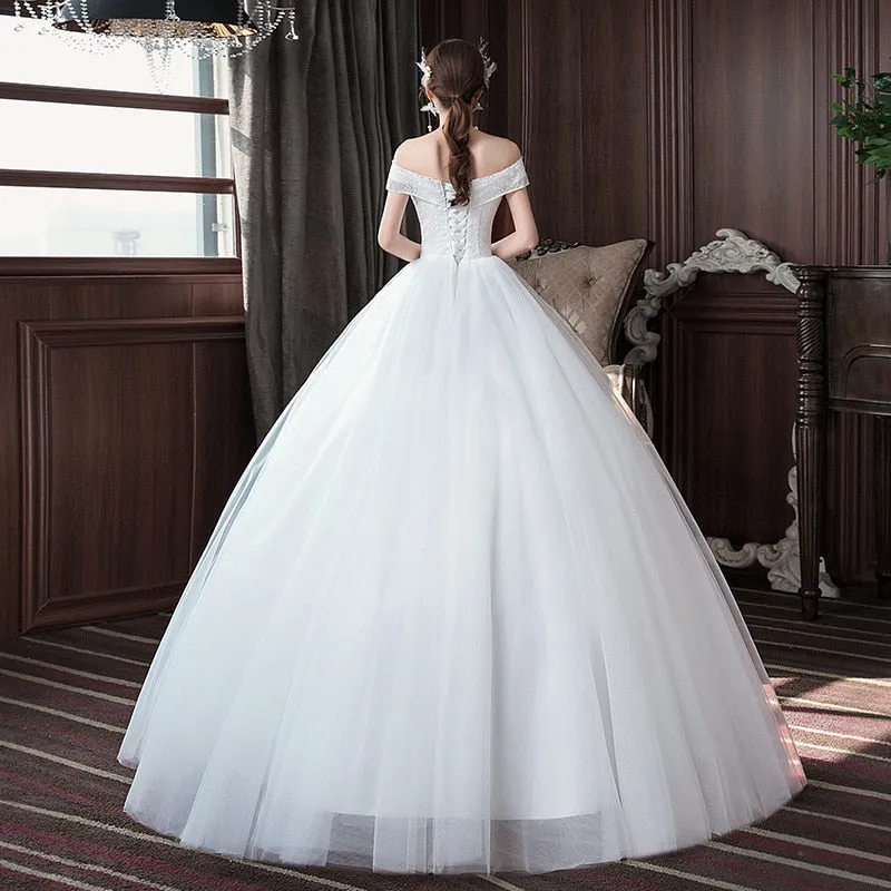 Wedding Dress Embroidered Lace on Net Boat Neck Lace up Marry Dresses