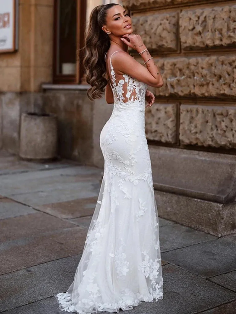 Wedding Dresses Spaghetti Straps Lace Appliques Bride Dress V Neck Elegant